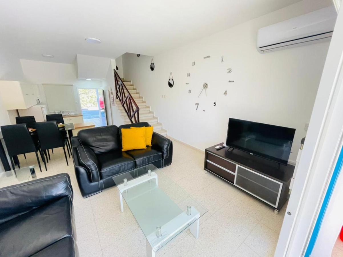 Mersey Faros Complex เปร์โวเลีย ภายนอก รูปภาพ